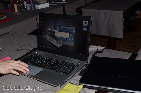 http://www.computerblog.ro/wp-content/gallery/asus-n6/0007.jpg