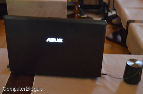 http://www.computerblog.ro/wp-content/gallery/asus-n6/0009.jpg