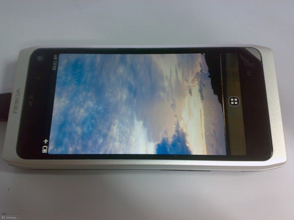 Nokia N9 nokia n9 Nokia N9 se lansează mâine?