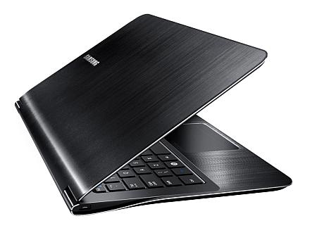 Samsung 900X3A Seria 9 Samsung 900X3A 03 Samsung Seria 9 în România