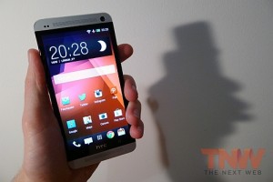 HTC One stock
