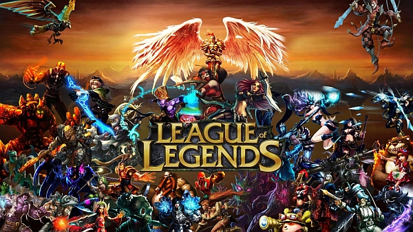 League-of-Legends-wide-900x16002