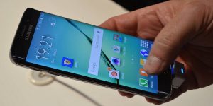 Samsung Galaxy S6 hands on at MWC 2015 (42)