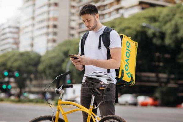 Glovo home delivery