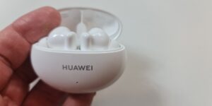 Huawei FreeBuds 4i