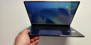 MateBook 14