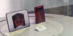 Xiaomi 18 Fold
