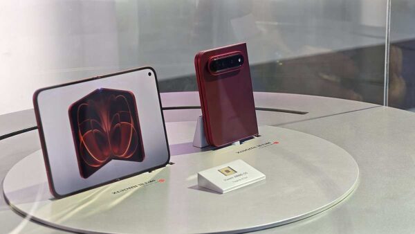 Xiaomi 18 Fold