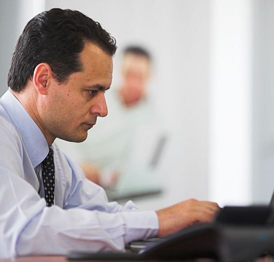 Marius Ghenea la birou